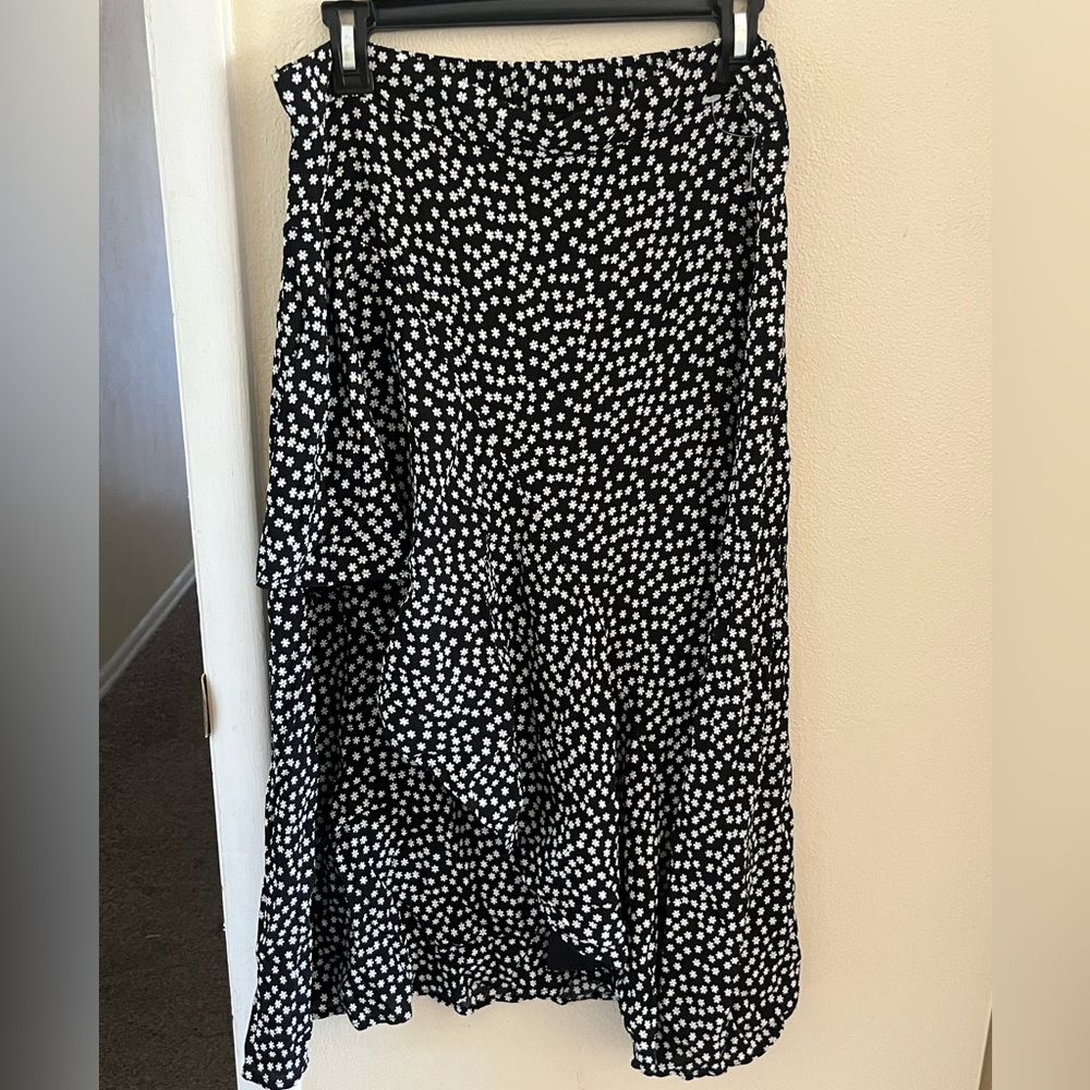 Rachel Zoe black floral skirt